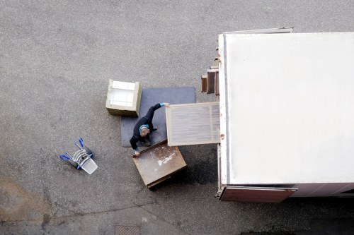 Reliable man with van in Kentishtown for small moves and storage runs