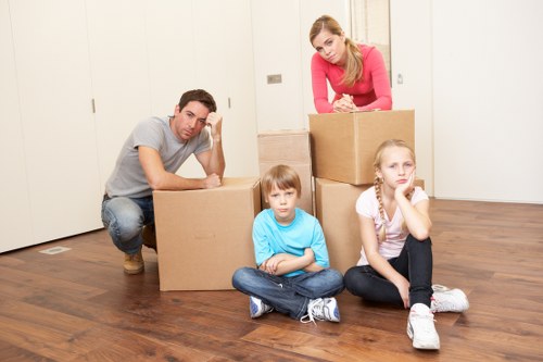 Responsible furniture pick-up and disposal service in Kentishtown