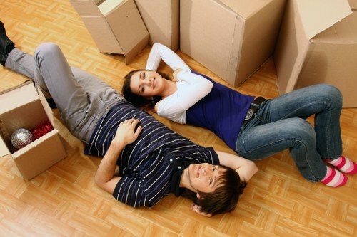 Business packing and unpacking service in Kentish Town for office equipment and files